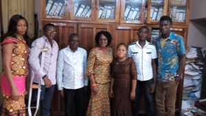 aplscd-members-poses-with-prof-okunna
